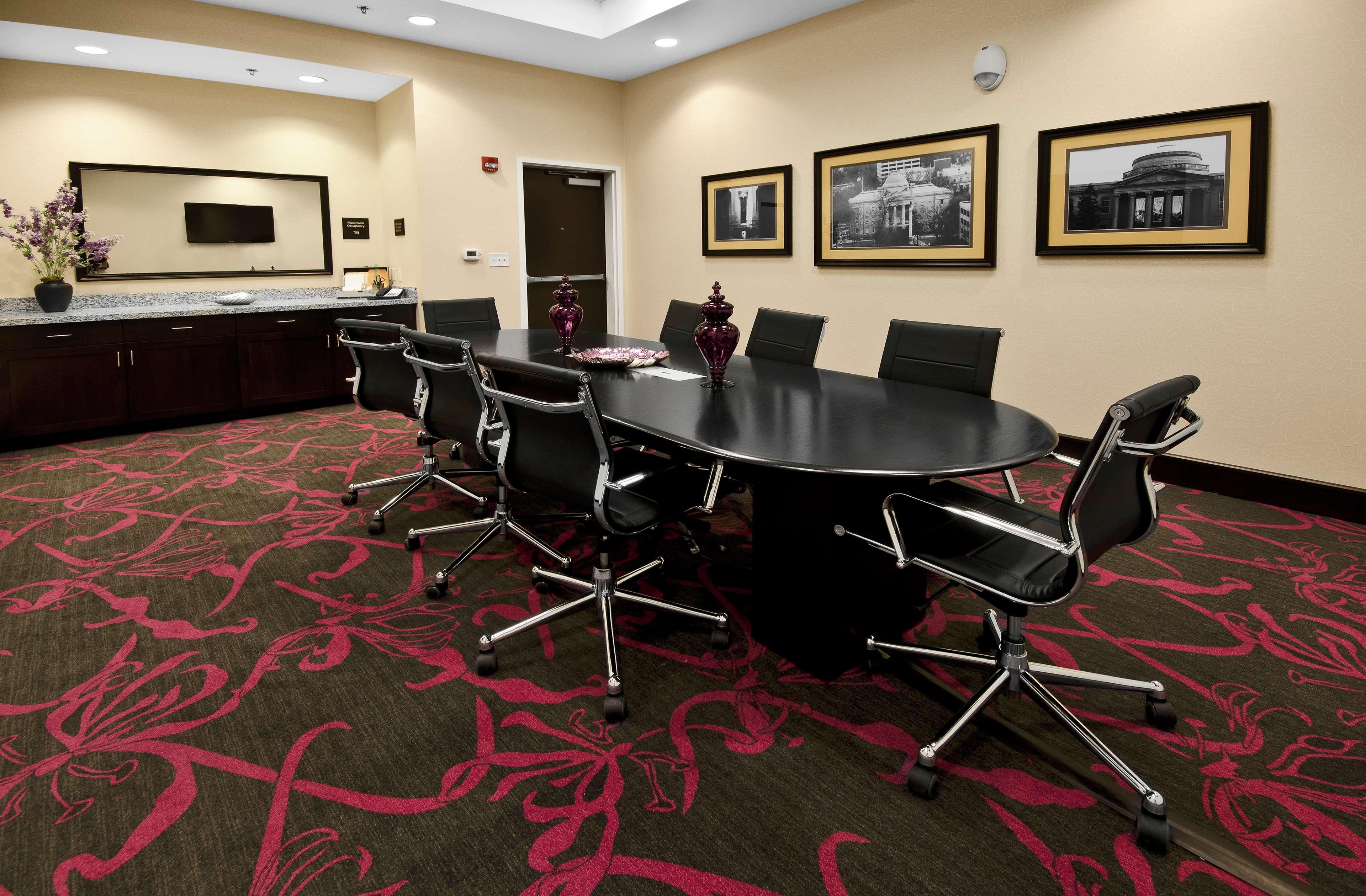 Hampton Inn & Suites - Raleigh Downtown Екстериор снимка