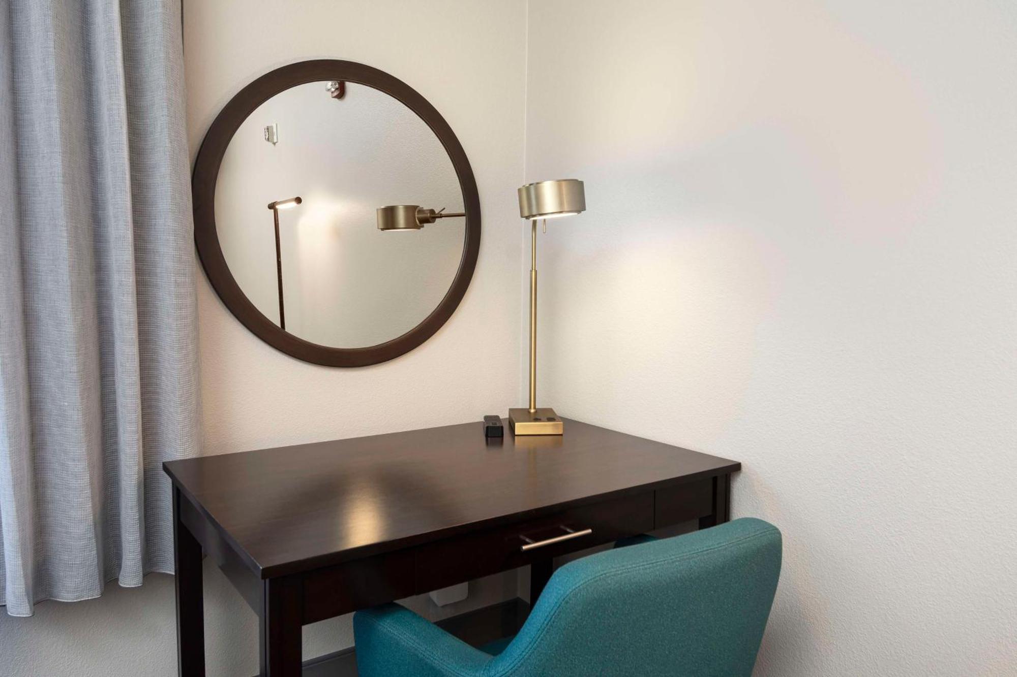 Hampton Inn & Suites - Raleigh Downtown Екстериор снимка