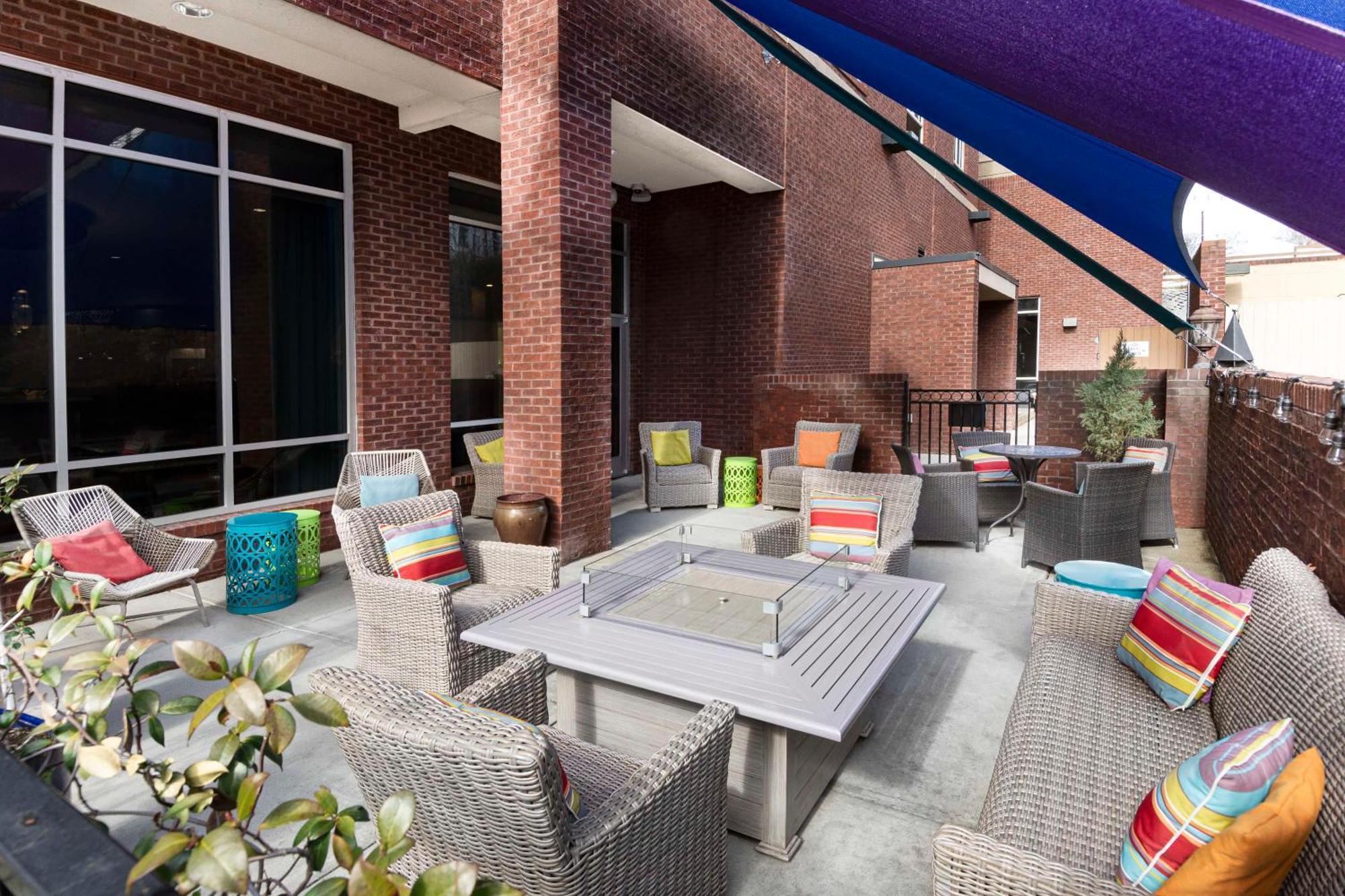 Hampton Inn & Suites - Raleigh Downtown Екстериор снимка